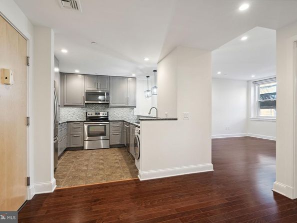 111 S 15TH Street 2108, Philadelphia PA 19102