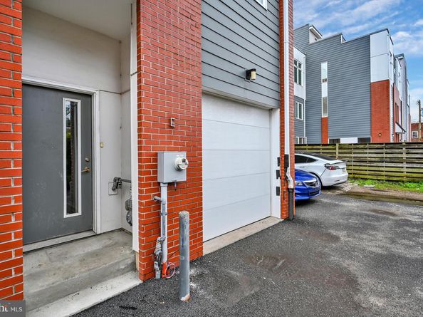 2517 E Cambria Street E, Philadelphia PA 19134
