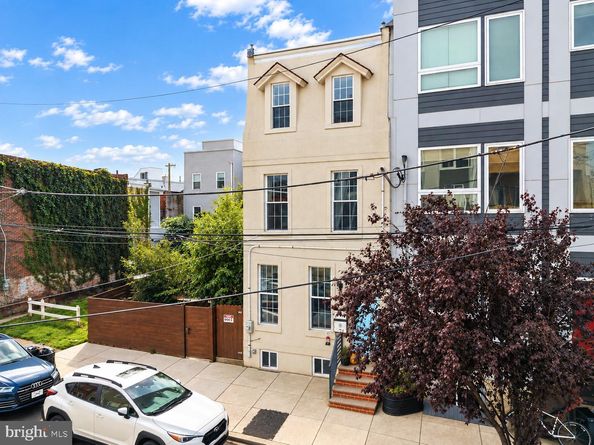 2714 W Cabot Street, Philadelphia PA 19121