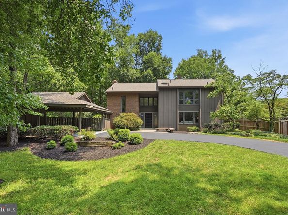 3211 Chichester Lane, Fairfax VA 22031