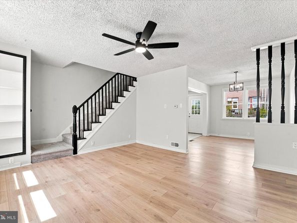 7221 Guyer Avenue, Philadelphia PA 19153