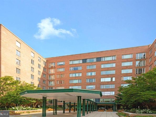 4301 Massachusetts Avenue NW 2006, Washington DC 20016