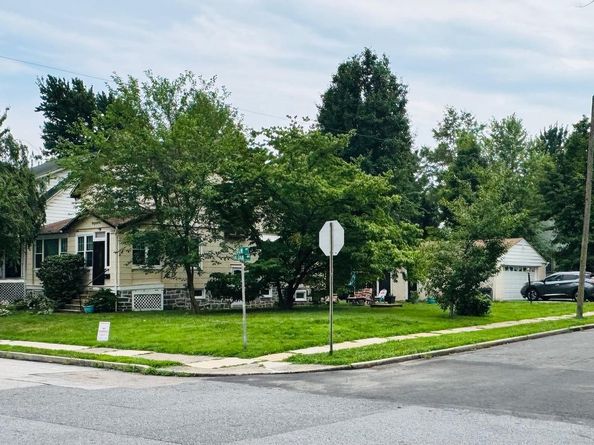 28 S Elm Avenue, Aldan PA 19018