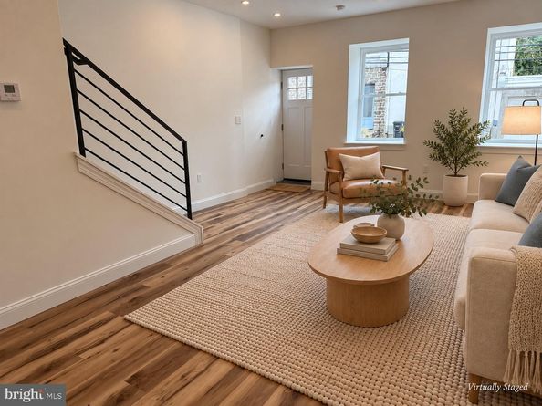 4810 Umbria, Philadelphia PA 19127