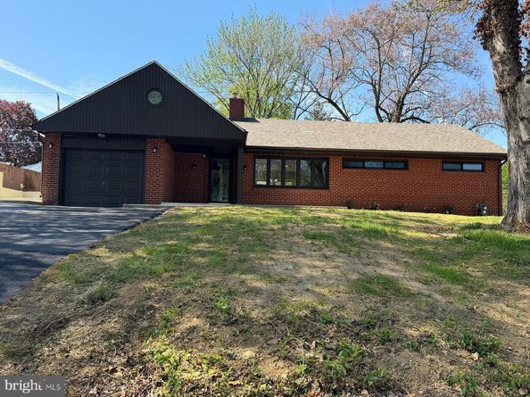 249 Hill Avenue, Horsham PA 19044