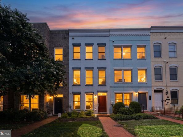 909 5TH Street SE, Washington DC 20003