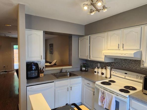 2815 Lee Landing Court, Falls Church VA 22043