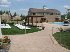 27 Darien 27B, New Hope PA 18938