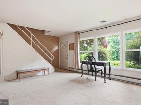 58 Trail Road, Levittown PA 19056