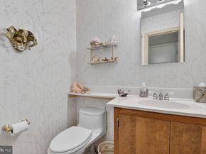 8216 Inverness Hollow Terrace, Potomac MD 20854