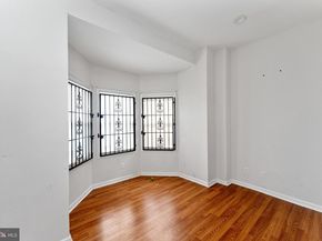 1305 N 15TH Street, Philadelphia PA 19121