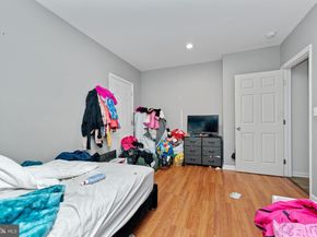 1305 N 15TH Street, Philadelphia PA 19121
