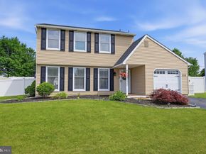 228 Hampton Drive, Langhorne PA 19047