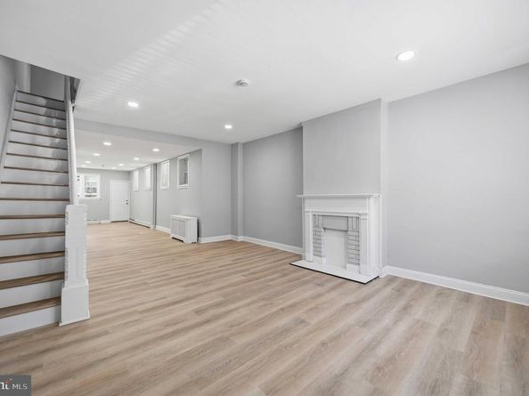 2139 S 15TH Street, Philadelphia PA 19145