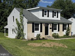 2921 Senak Road, Abington PA 19001