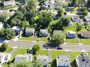 2921 Senak Road, Abington PA 19001