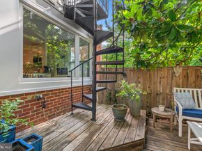 510 26TH Road S, Arlington VA 22202