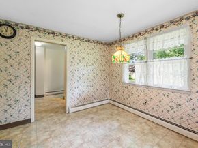 340 Hampton Drive, Feasterville Trevose PA 19053