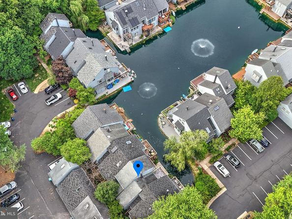 11172 Glade Drive, Reston VA 20191