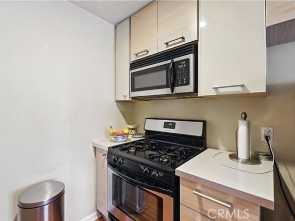 6250 Fulton Avenue 104, Van Nuys (los Angeles) CA 91401