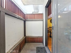 6250 Fulton Avenue 104, Van Nuys (los Angeles) CA 91401