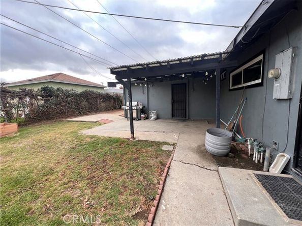 1918 W Piru Street, Compton CA 90222