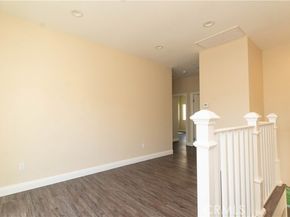 9246 Cedros Avenue 6, Panorama City (los Angeles) CA 91402