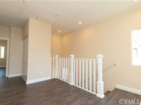 9246 Cedros Avenue 6, Panorama City (los Angeles) CA 91402