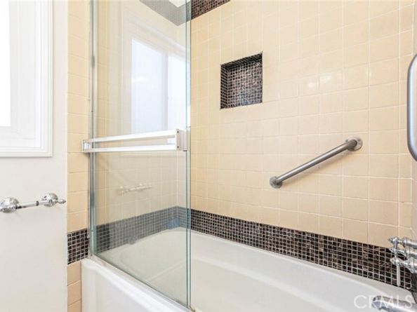 10347 Newhome Avenue, Sunland (los Angeles) CA 91040