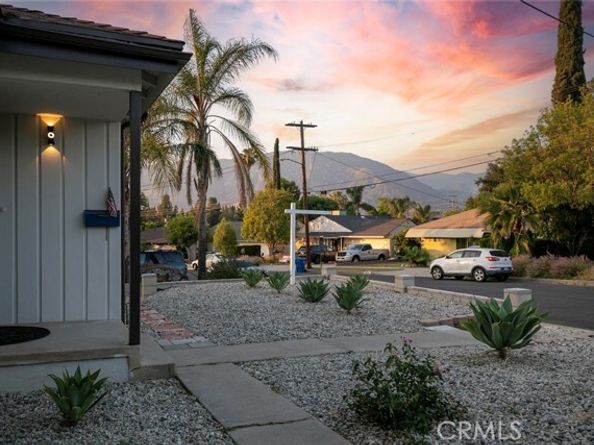 10347 Newhome Avenue, Sunland (los Angeles) CA 91040