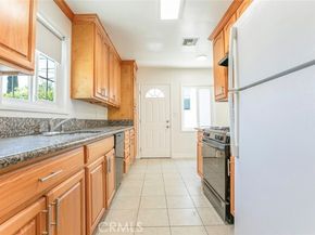 10347 Newhome Avenue, Sunland (los Angeles) CA 91040