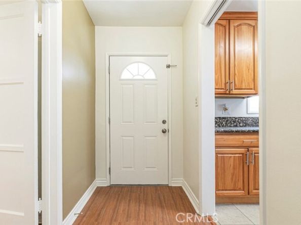 10347 Newhome Avenue, Sunland (los Angeles) CA 91040