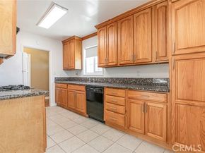 10347 Newhome Avenue, Sunland (los Angeles) CA 91040