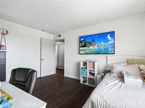 14287 Foothill Boulevard 41, Sylmar (los Angeles) CA 91342