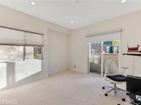 10866 Bluffside 5, Studio City (los Angeles) CA 91604