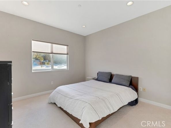 10866 Bluffside 5, Studio City (los Angeles) CA 91604