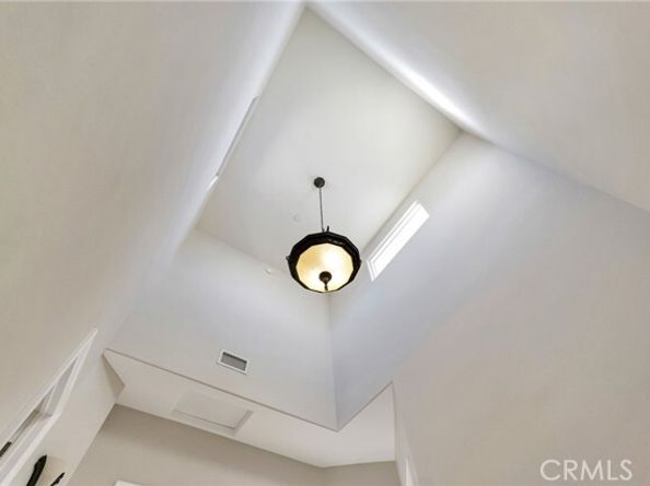 10866 Bluffside 5, Studio City (los Angeles) CA 91604