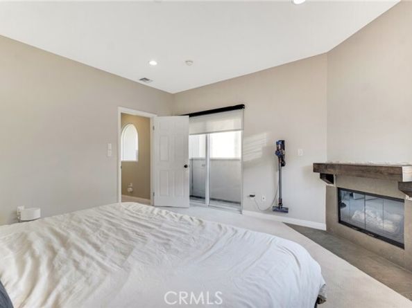 10866 Bluffside 5, Studio City (los Angeles) CA 91604