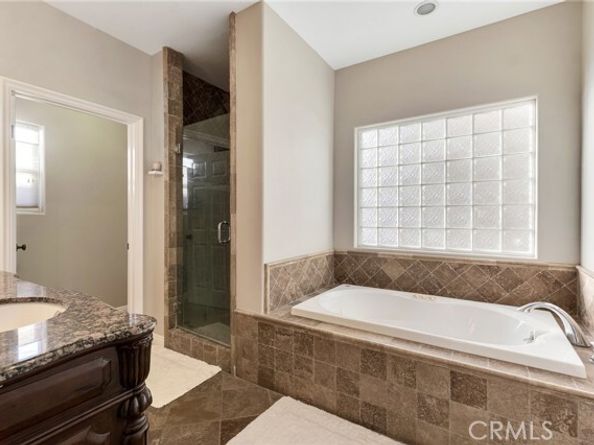 10866 Bluffside 5, Studio City (los Angeles) CA 91604