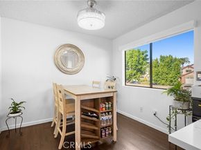 21145 Lassen 3, Chatsworth (los Angeles) CA 91311