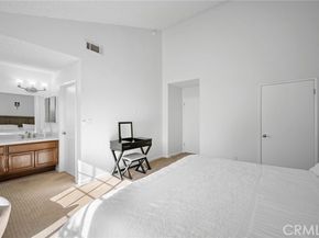 21145 Lassen 3, Chatsworth (los Angeles) CA 91311