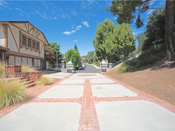 11719 Eddleston Drive, Porter Ranch (los Angeles) CA 91326