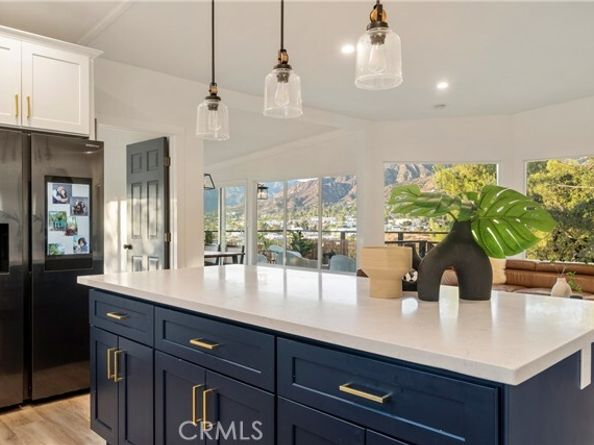 9570 Amoret Drive, Tujunga (los Angeles) CA 91042