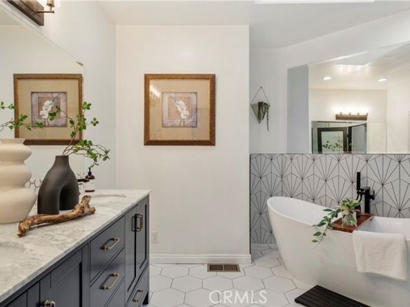 9570 Amoret Drive, Tujunga (los Angeles) CA 91042