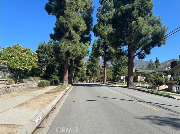 425 N Canyon, Monrovia CA 91016