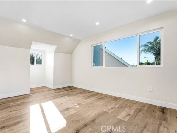 13433 Ebell Street, Panorama City (los Angeles) CA 91402