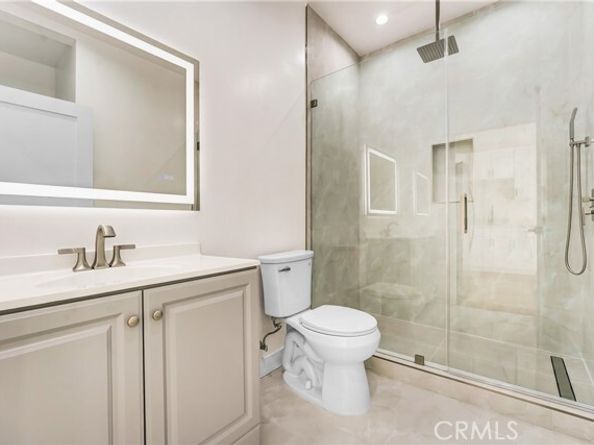 13433 Ebell Street, Panorama City (los Angeles) CA 91402