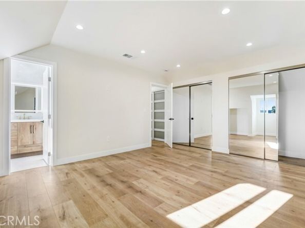 13433 Ebell Street, Panorama City (los Angeles) CA 91402