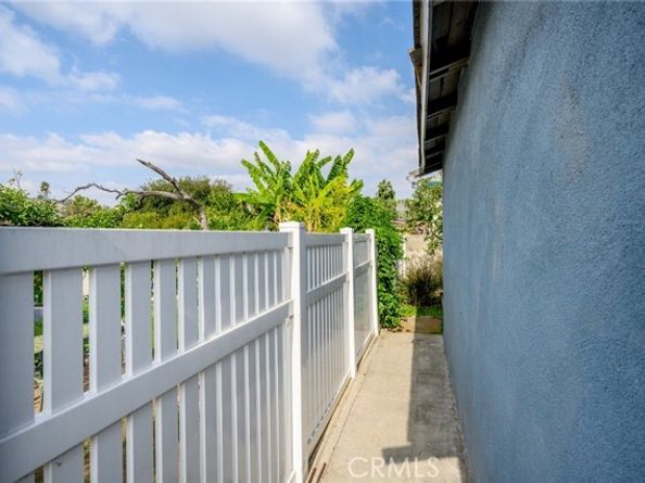 2161 Ridgeview, Eagle Rock (los Angeles) CA 90041