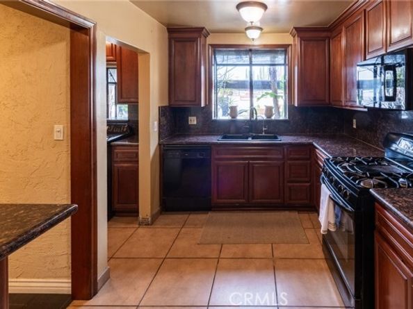16609 Chatsworth Street, Granada Hills (los Angeles) CA 91344